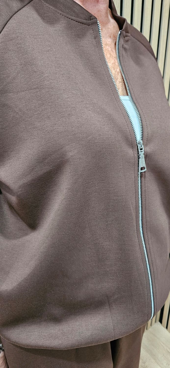 Zip-Up Two-Piece Tracksuit – Chocolate