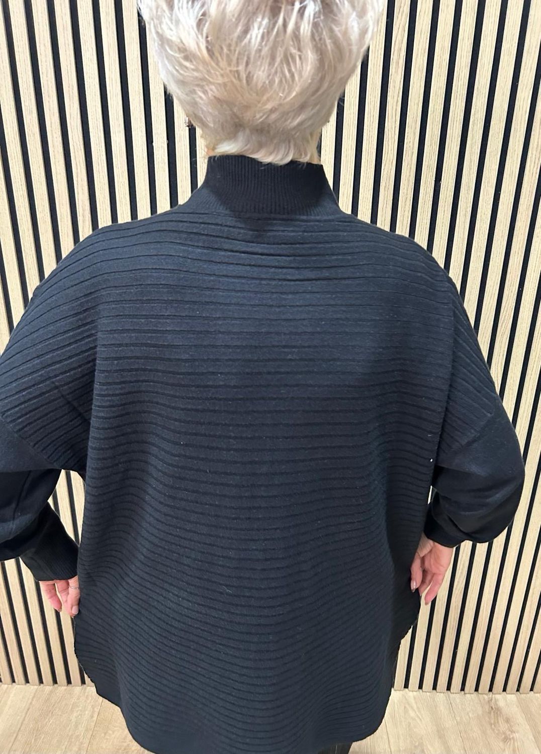 Oversized Ribbed Detail Jumper - Black