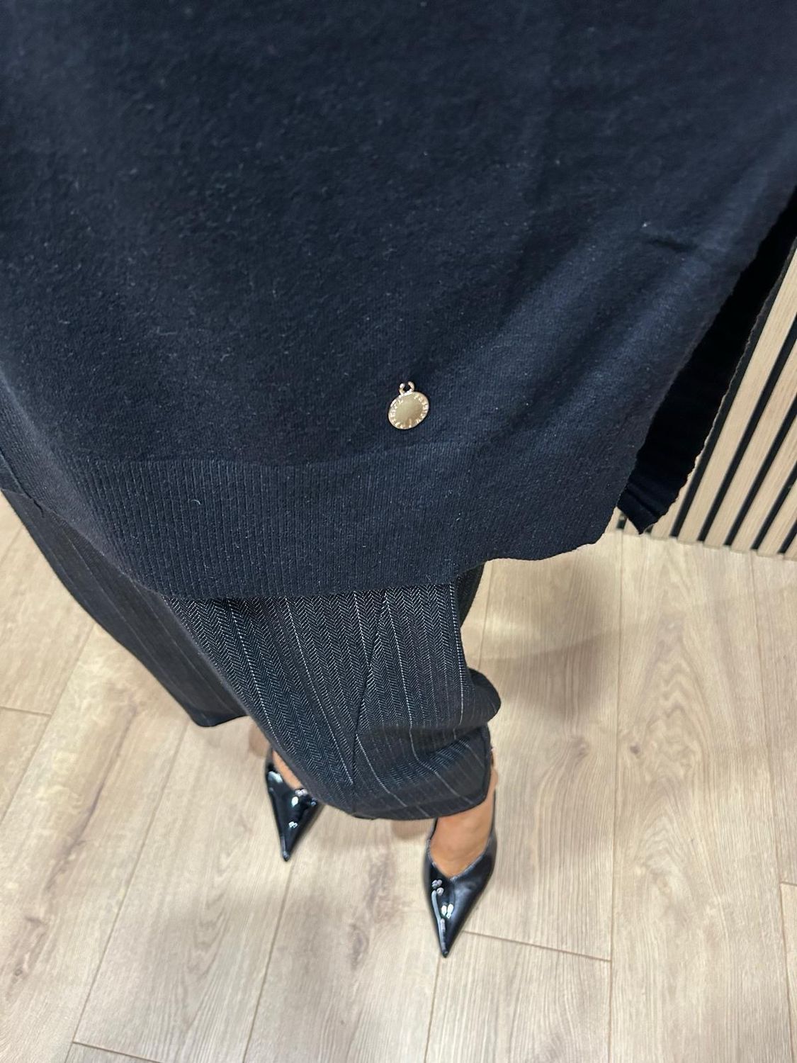 Oversized Ribbed Detail Jumper - Black