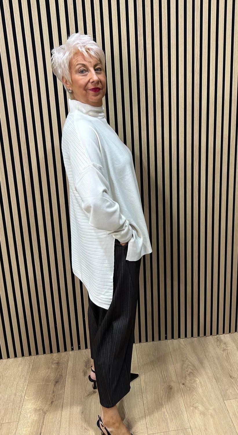 Oversized Ribbed Detail Jumper - Cream