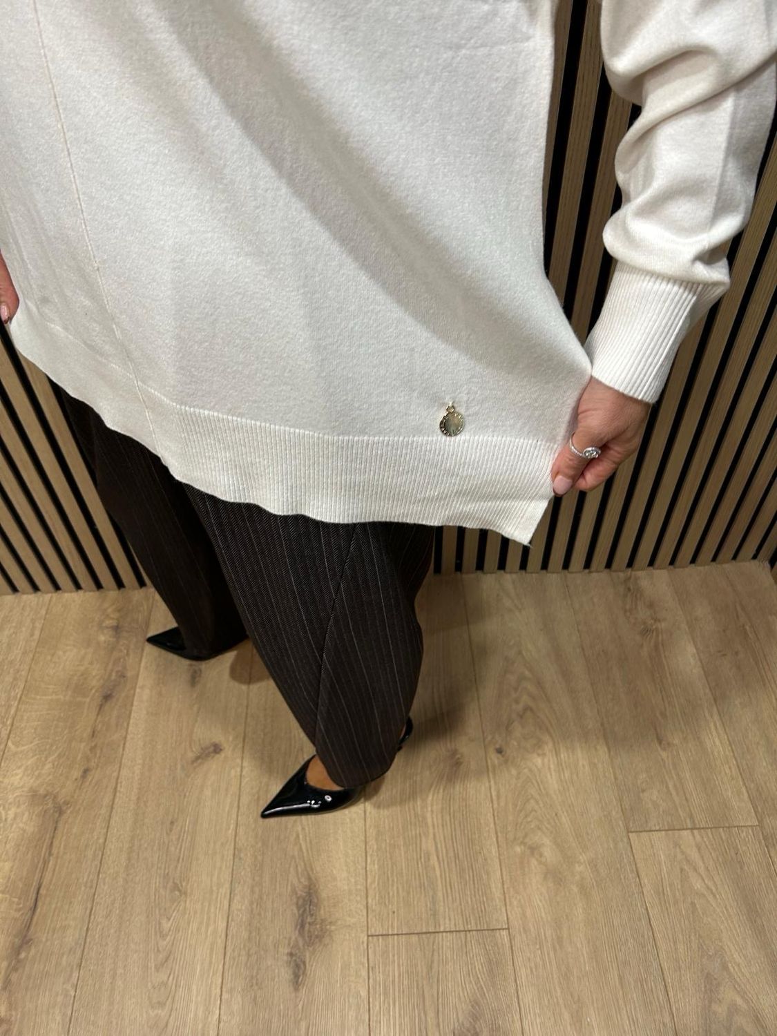 Oversized Ribbed Detail Jumper - Cream
