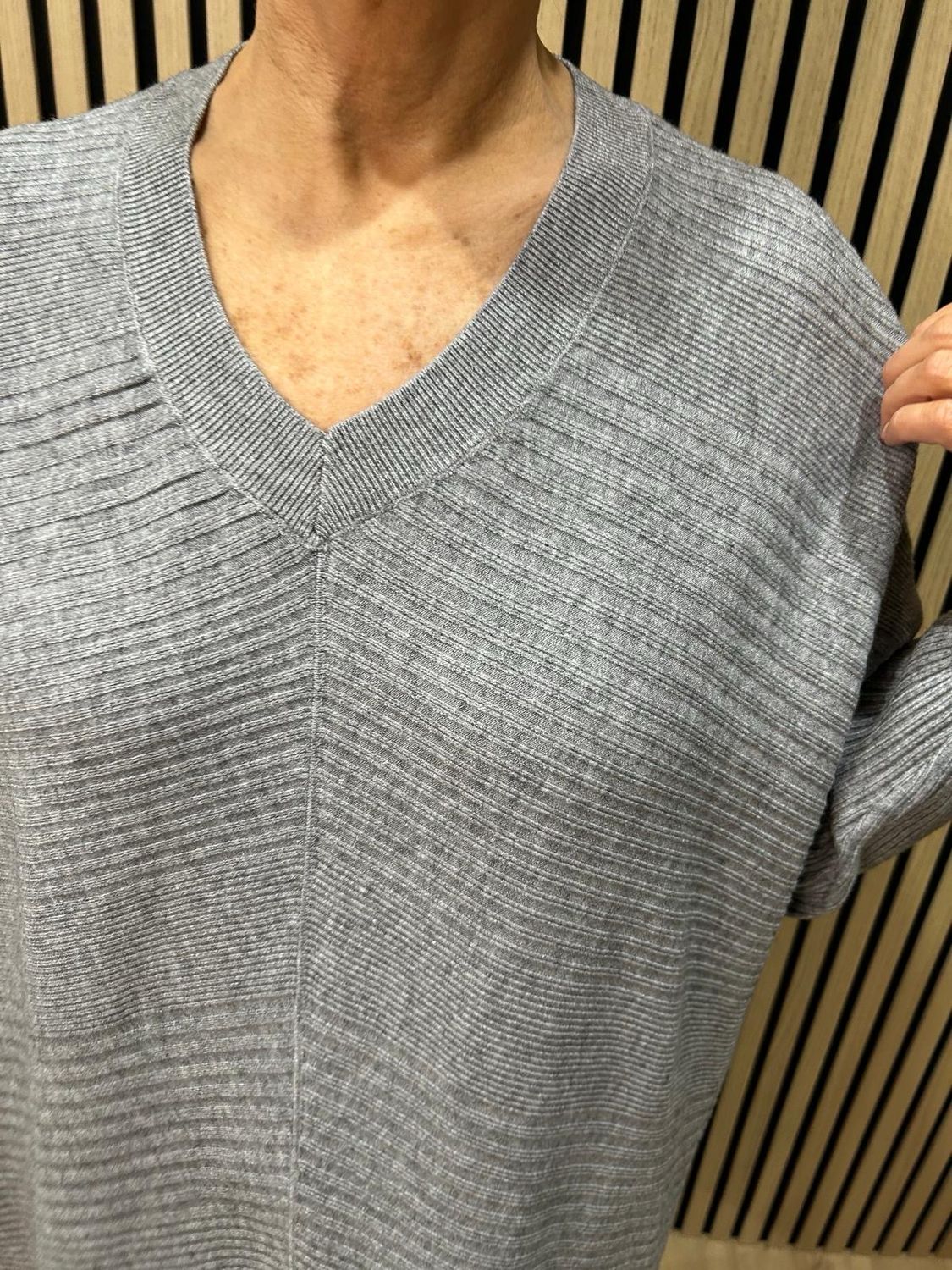 Oversized Ribbed Knit V-Neck Dress - Grey