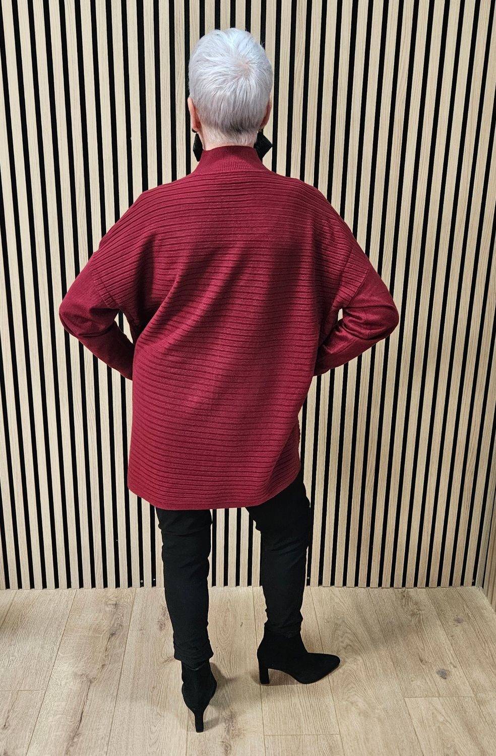 Oversized Ribbed Detail Jumper – Burgundy