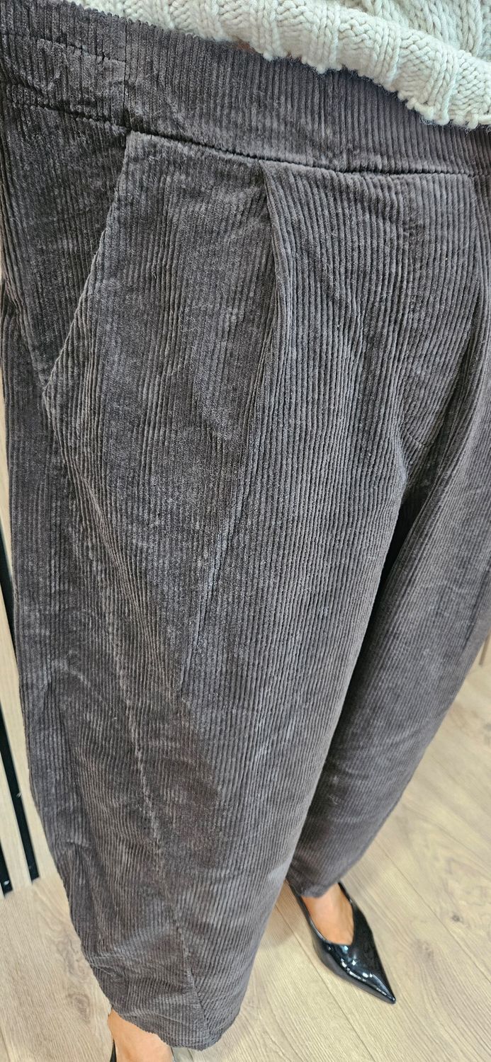 Cord Barrel-Leg trouser - Chocolate
