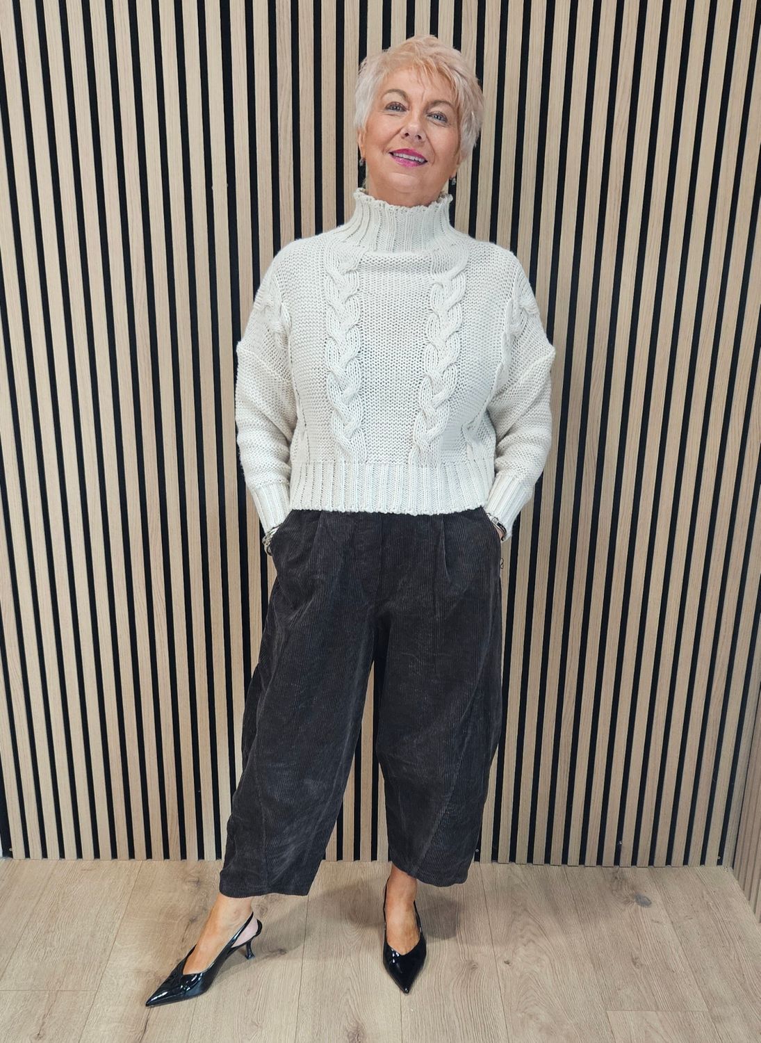 Cord Barrel-Leg trouser - Chocolate