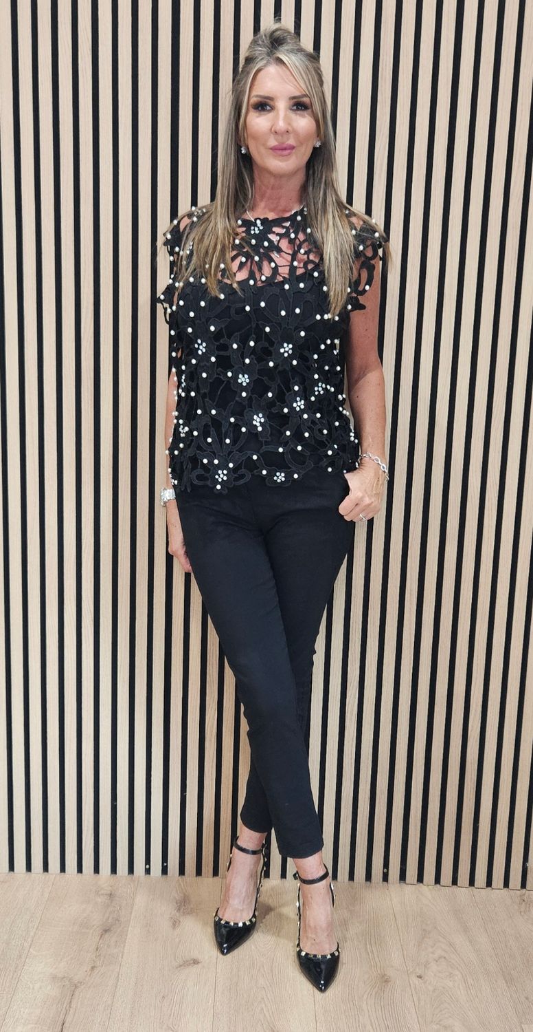Exquisite Laser-Cut Pearl &amp; Diamanté Top – Black
