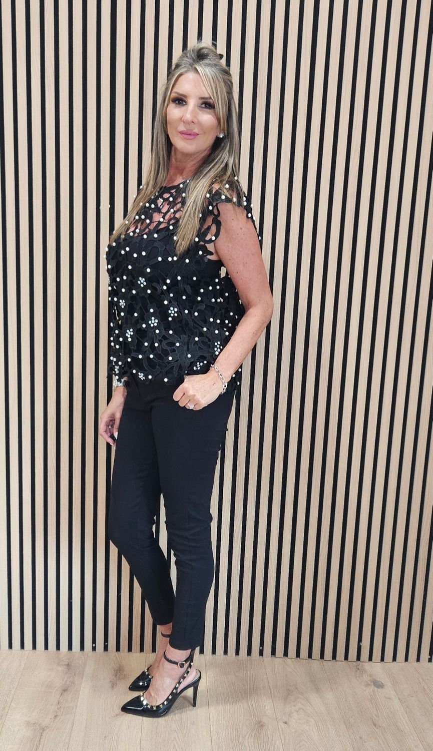 Exquisite Laser-Cut Pearl &amp; Diamanté Top – Black