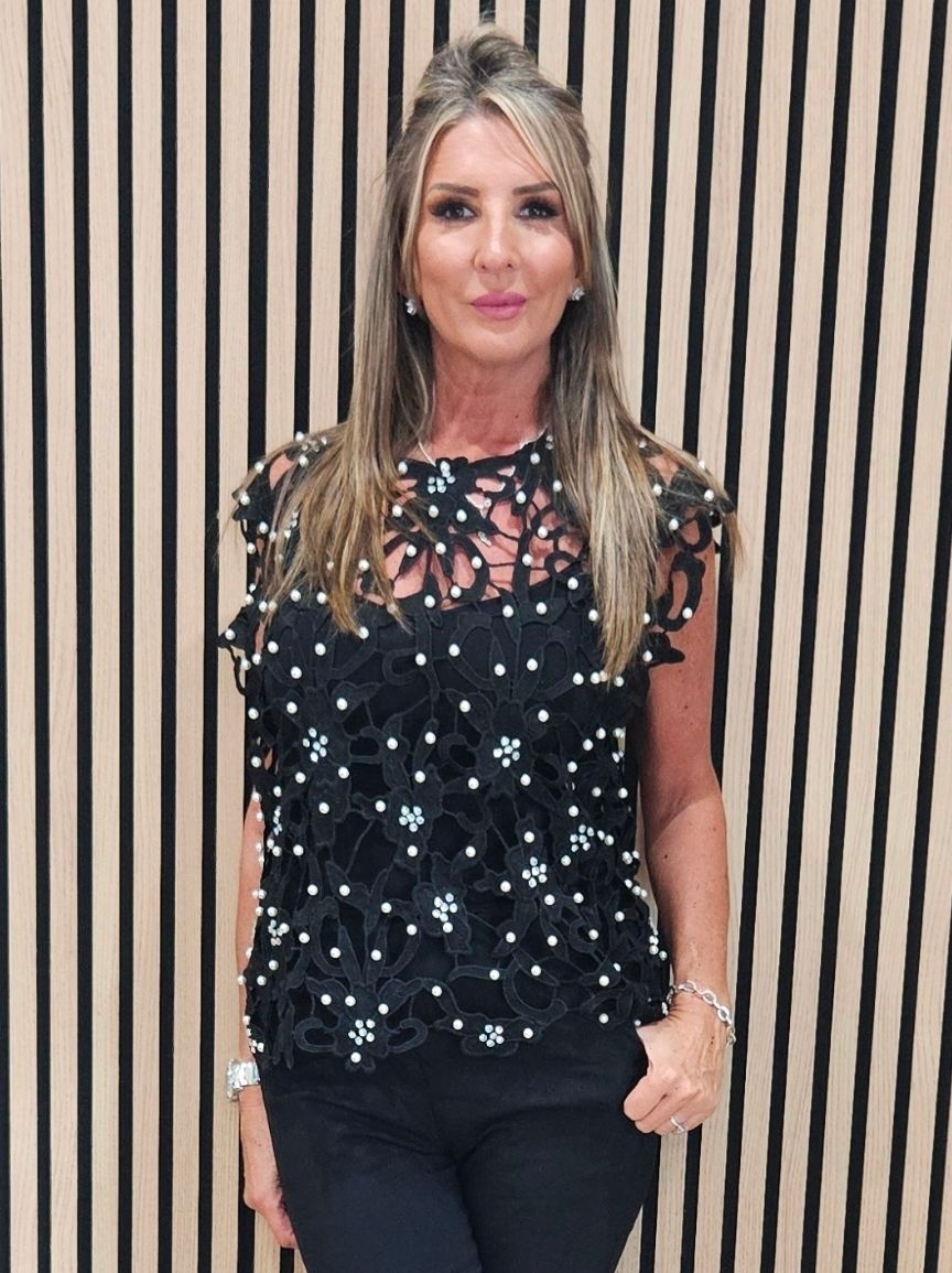 Exquisite Laser-Cut Pearl &amp; Diamanté Top – Black