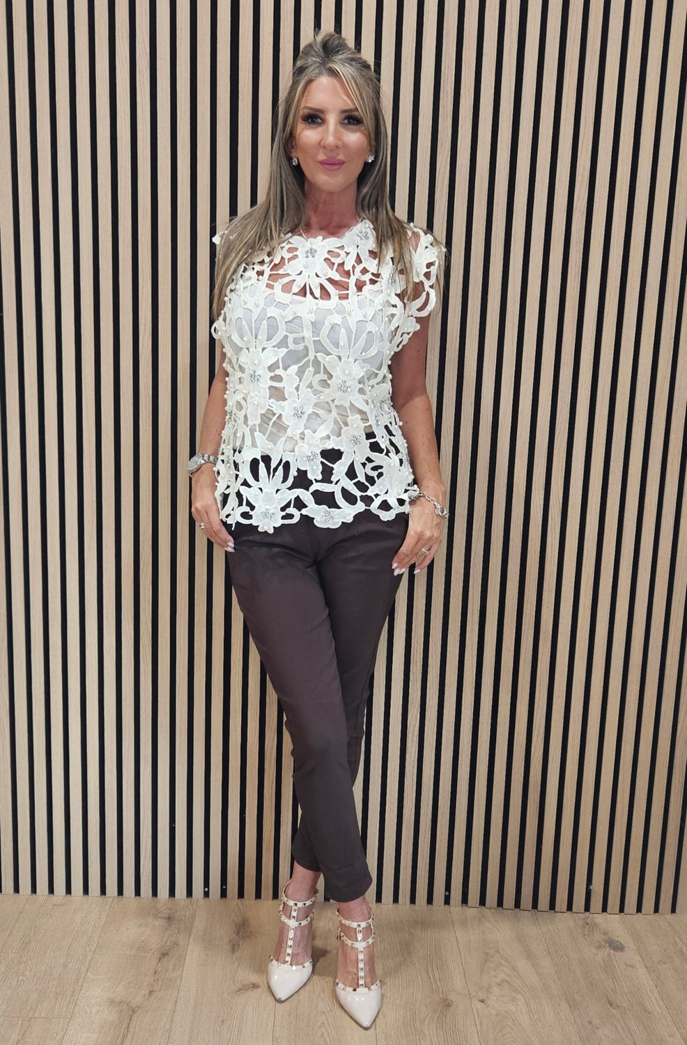 Exquisite Laser-Cut Pearl &amp; Diamanté Top – Cream