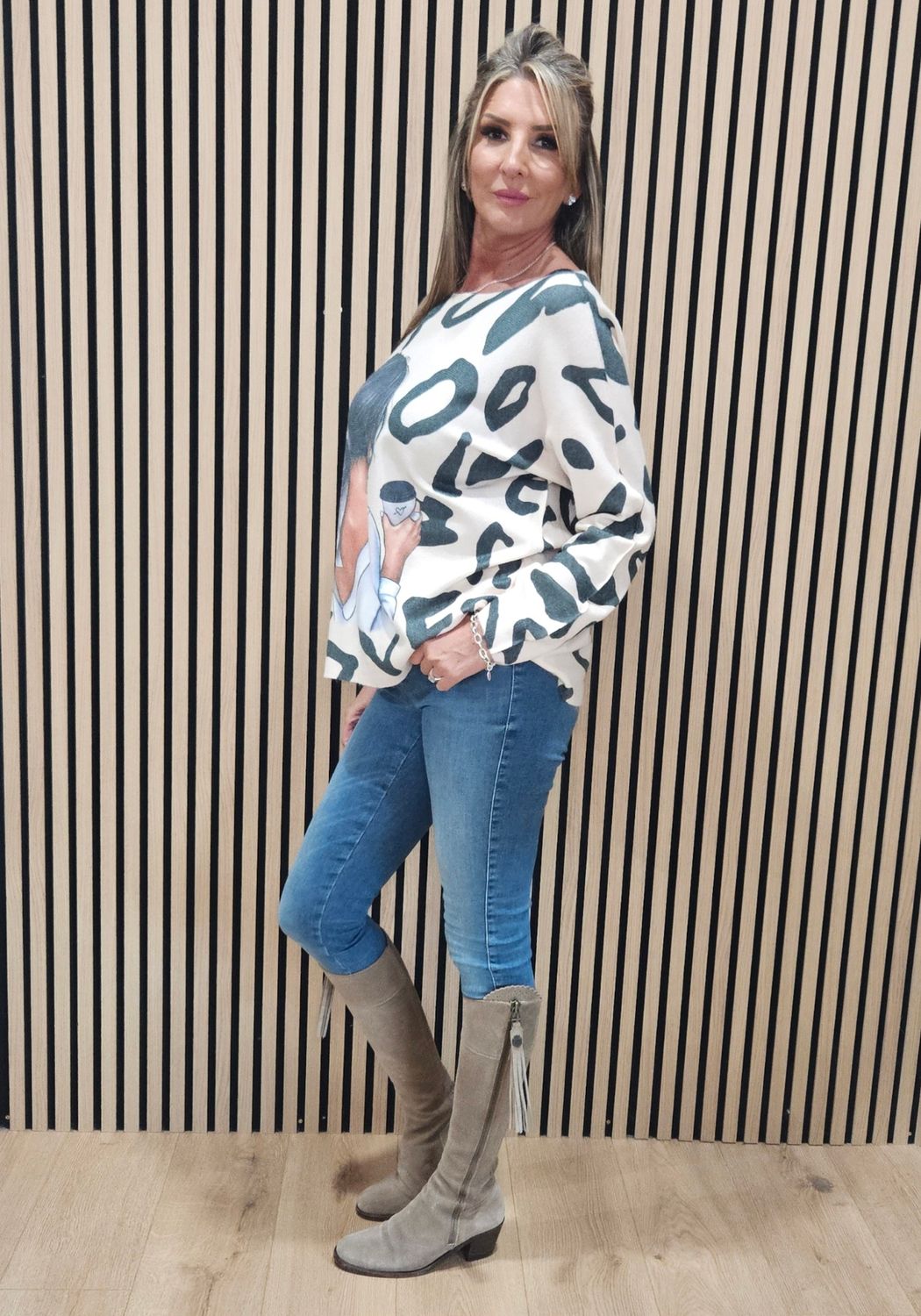 Abstract Face Jumper – Coffee Cup Teal