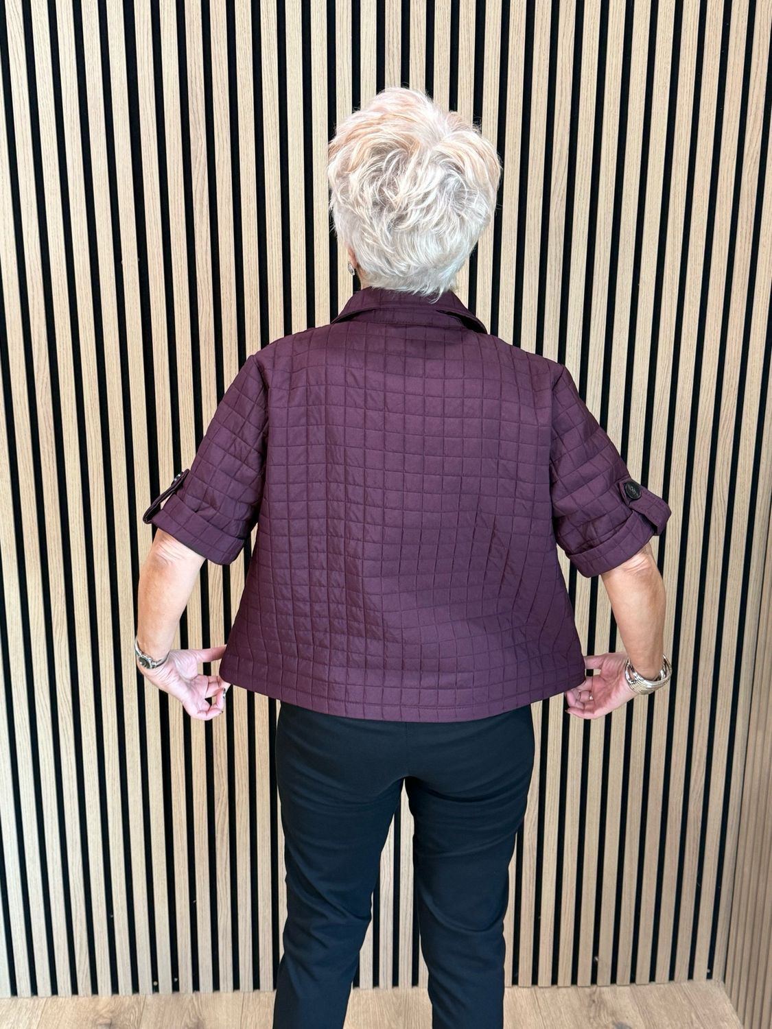 Quilted Short Sleeve Jacket - Burgundy