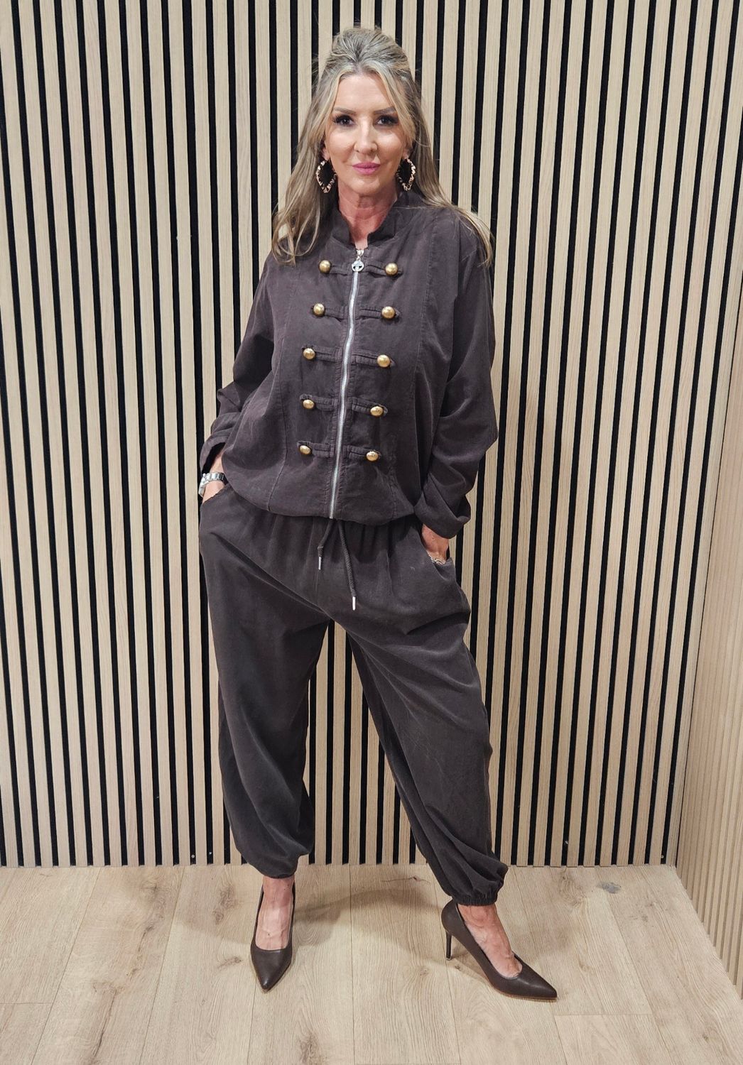 Military-Style Cotton Two-Piece Suit – Chocolate