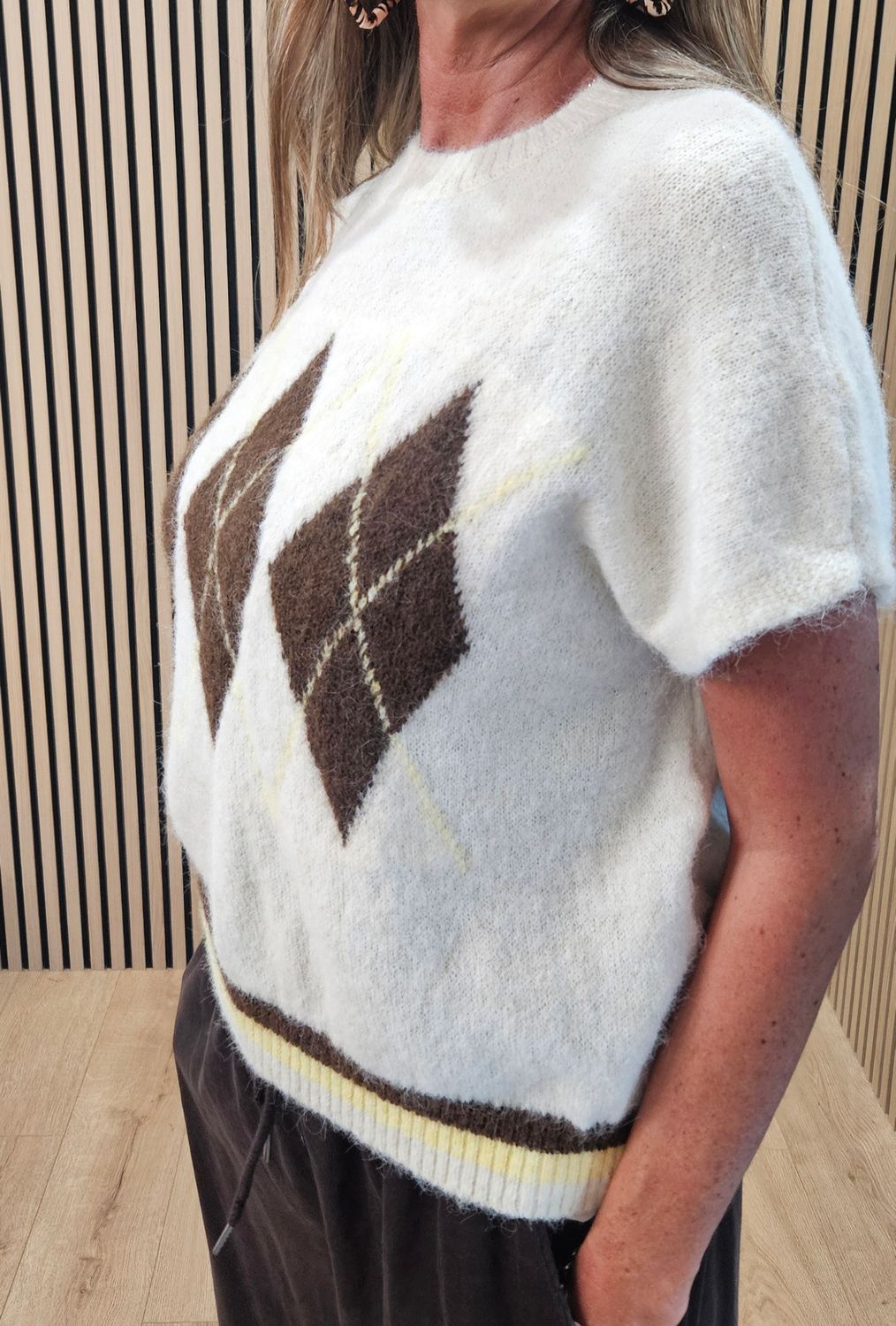 Short-Sleeve Argyle Knit Jumper
