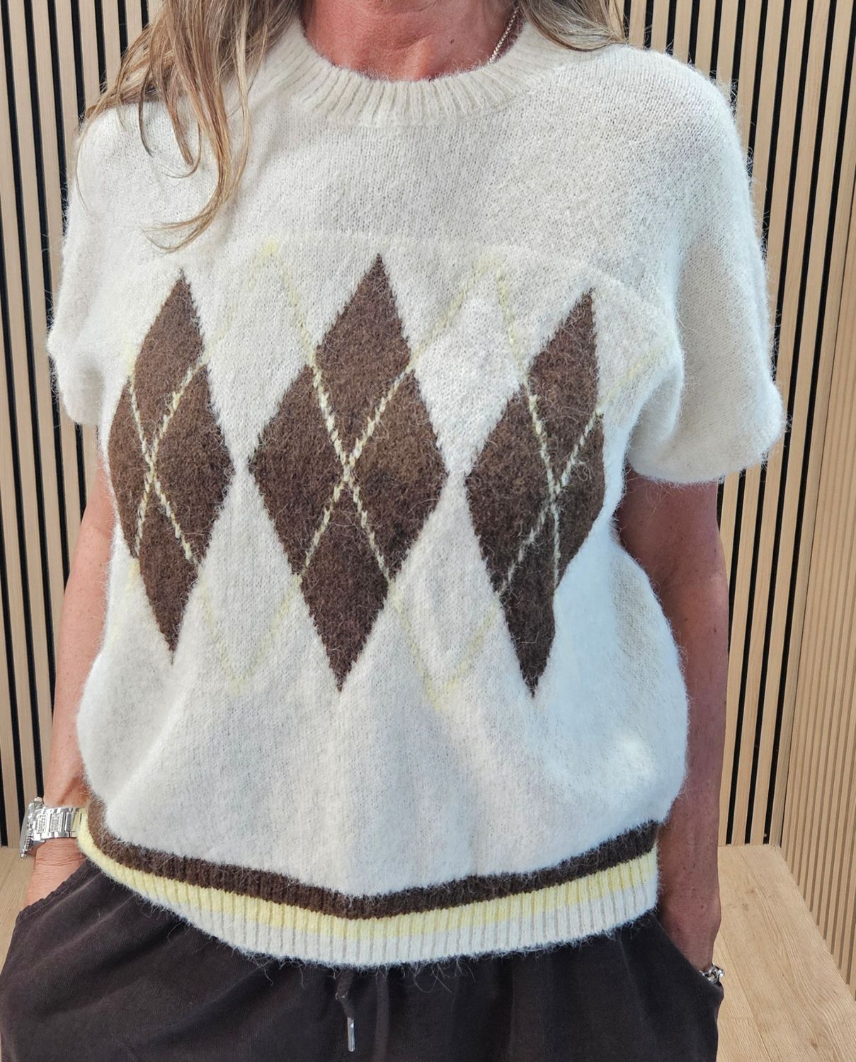 Short-Sleeve Argyle Knit Jumper