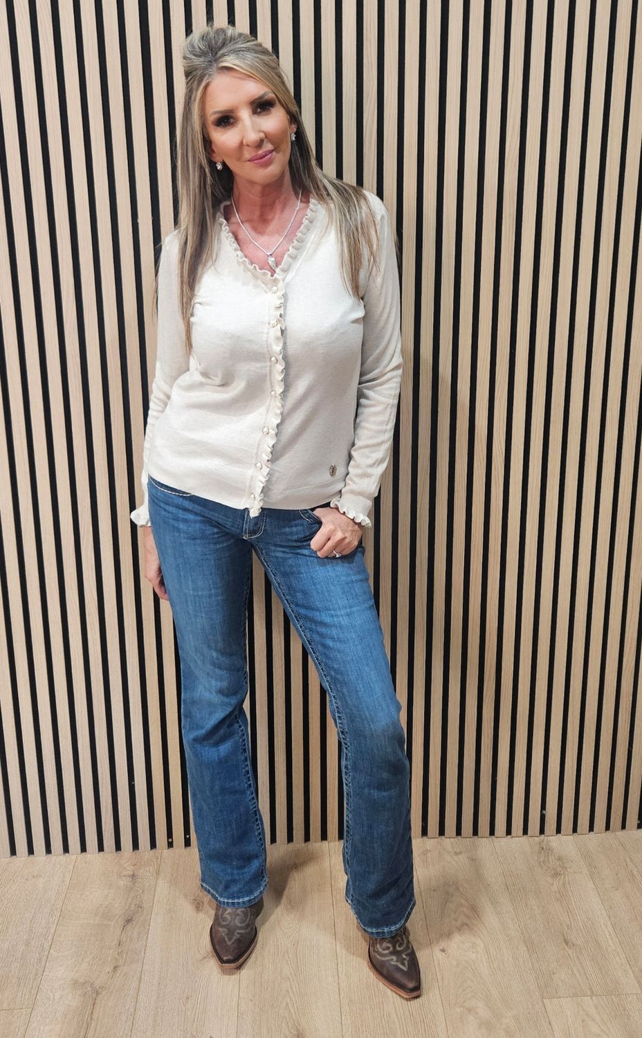 Frill-Trim Fine-Knit Cardigan – Cream 