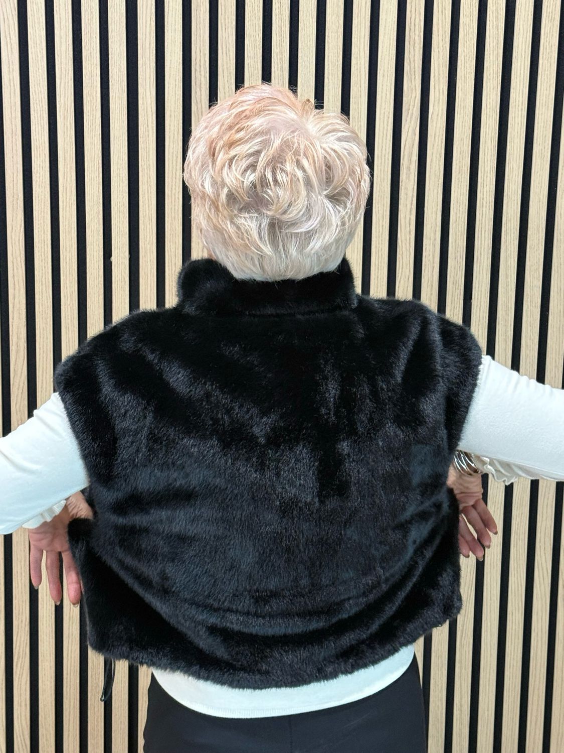 Reversible Faux Fur Gilet - Black