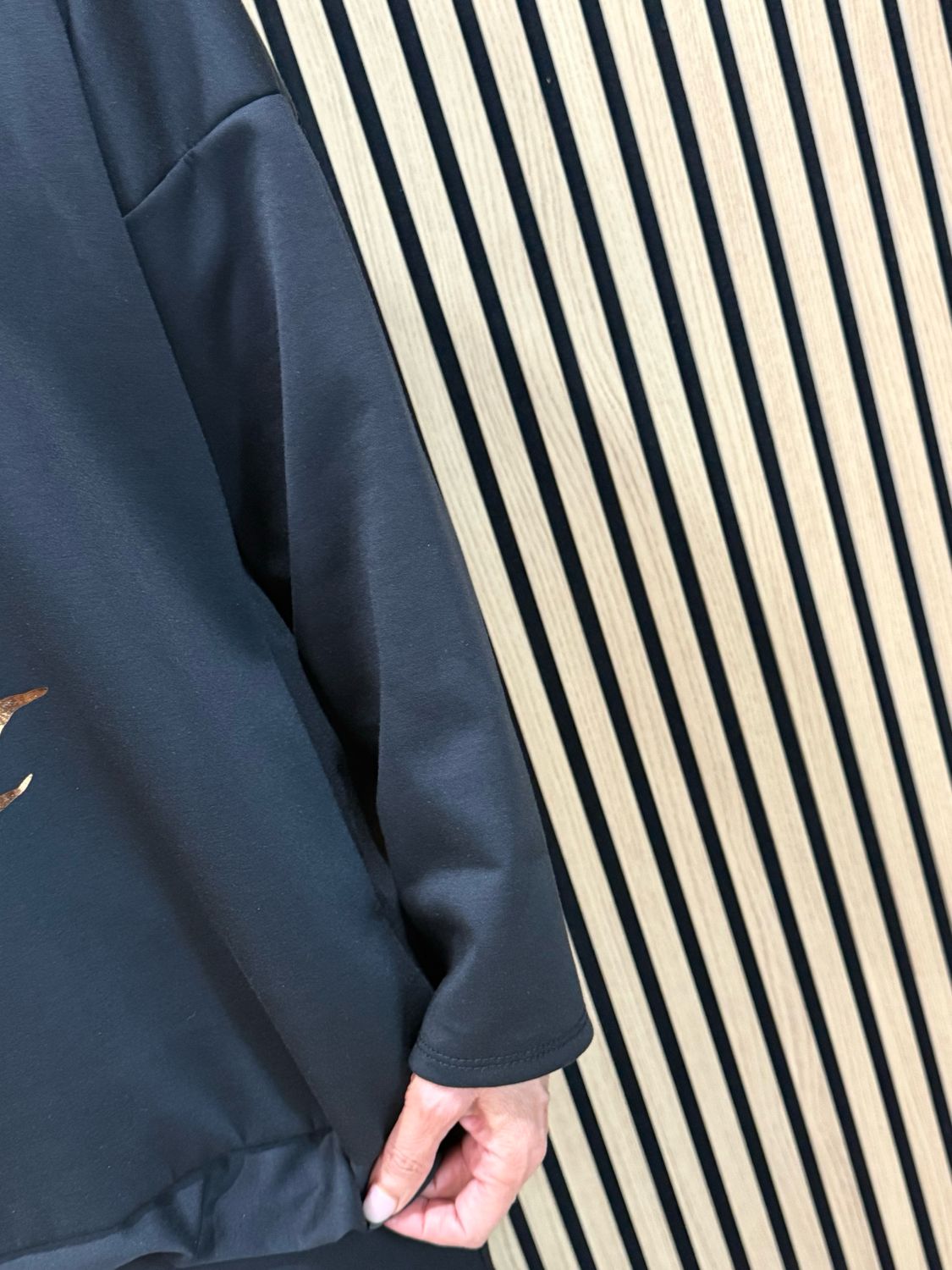 Abstract Leaf Print Tie Hem Sweatshirt - Black
