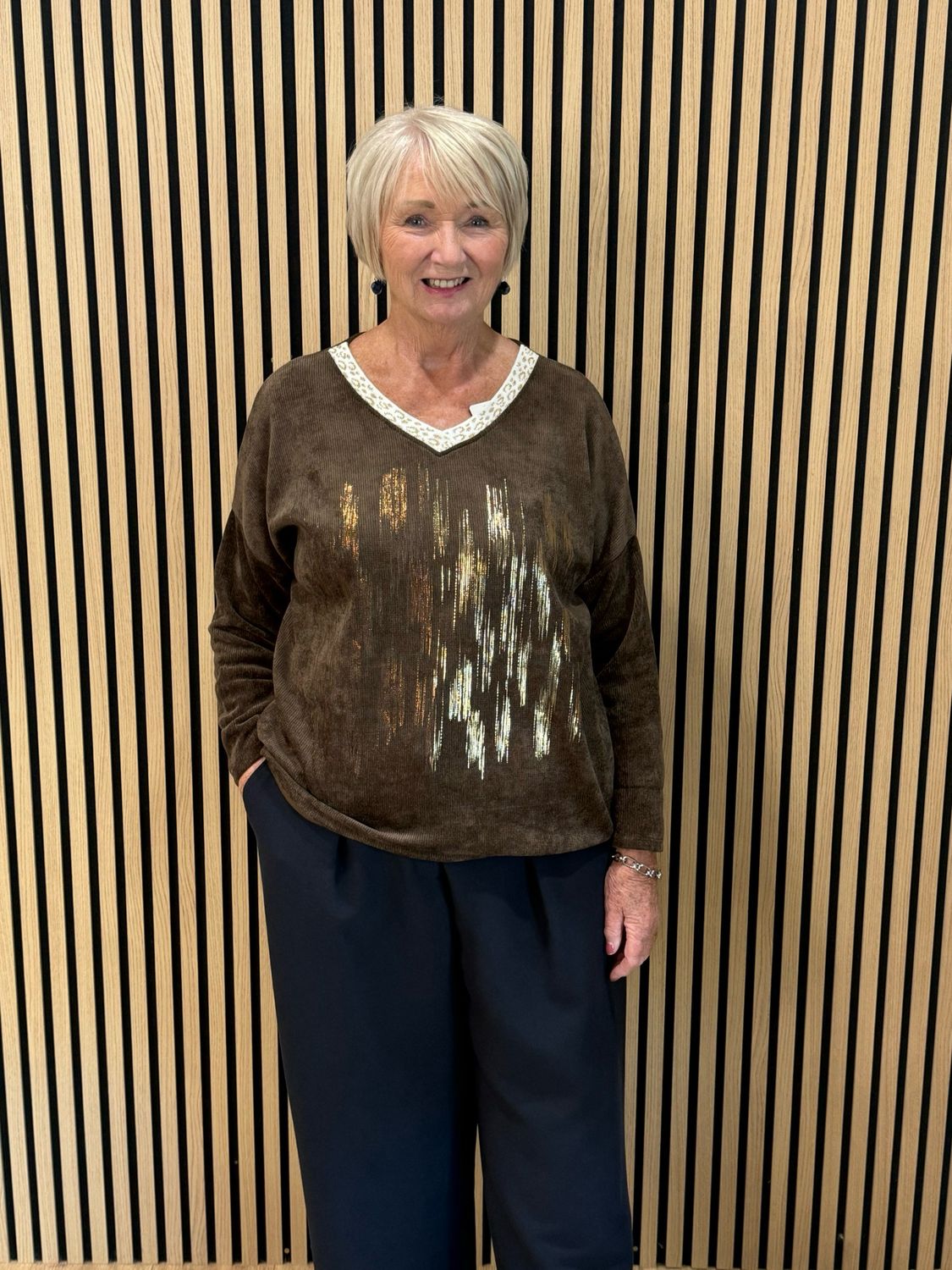 Metallic Abstract Print V-Neck Jumper - Chocolate