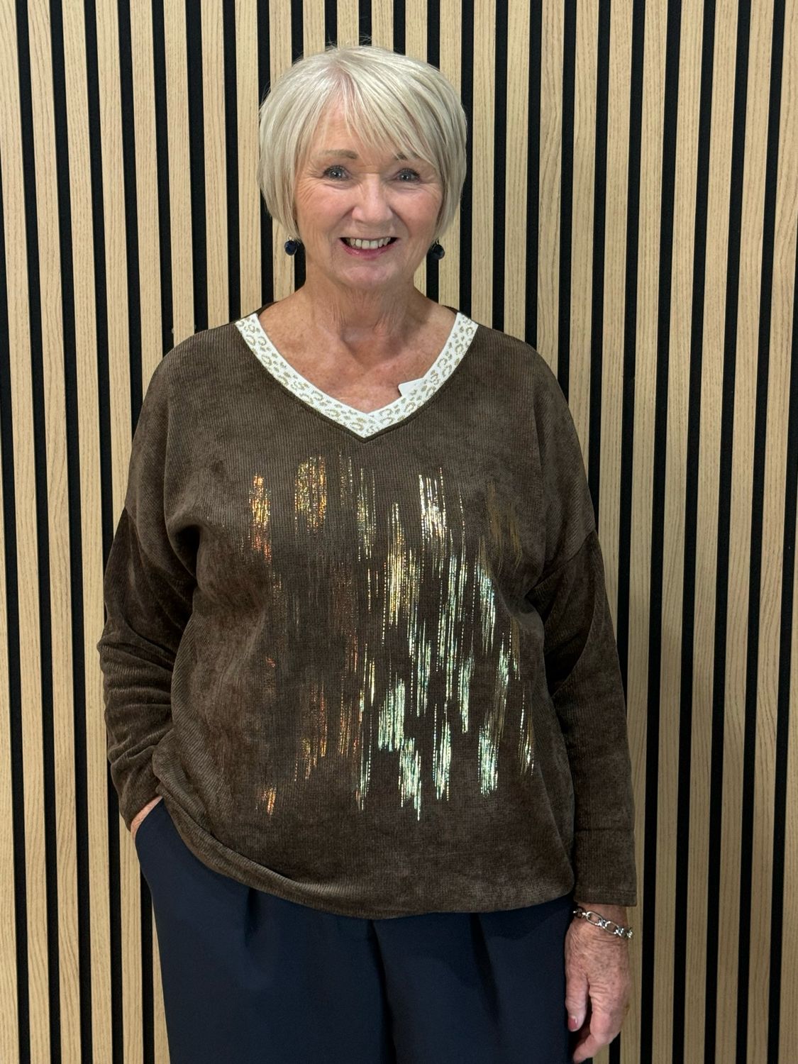 Metallic Abstract Print V-Neck Jumper - Chocolate