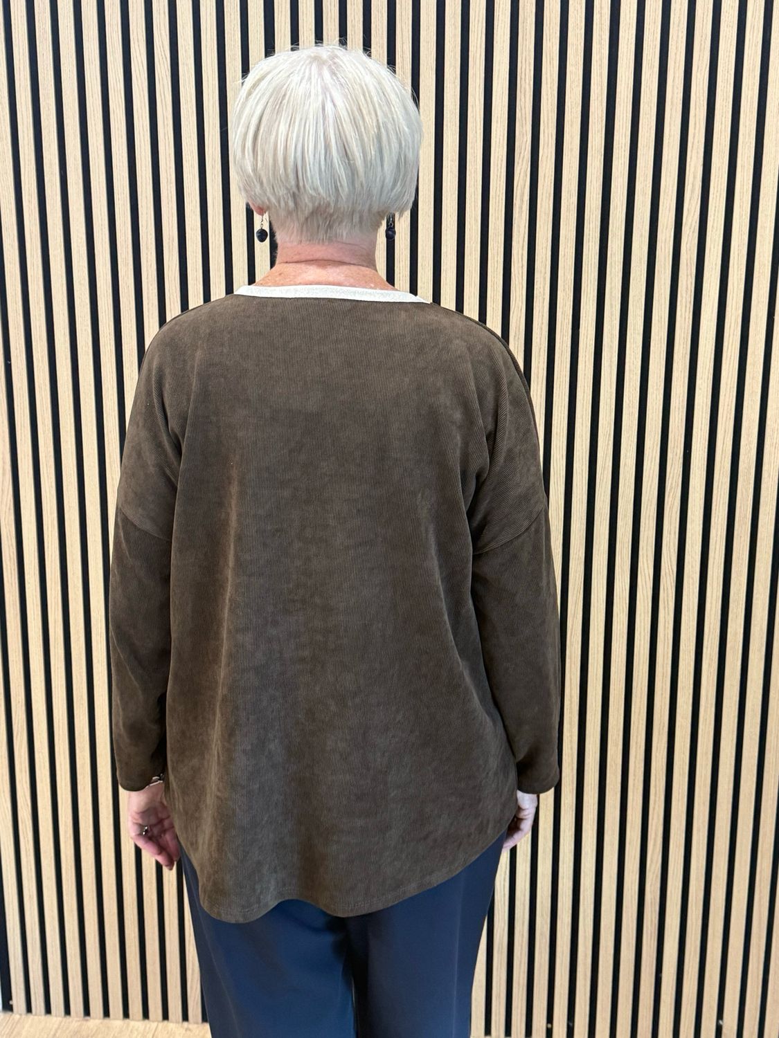 Diamanté Heart Oversized Jumper - Chocolate
