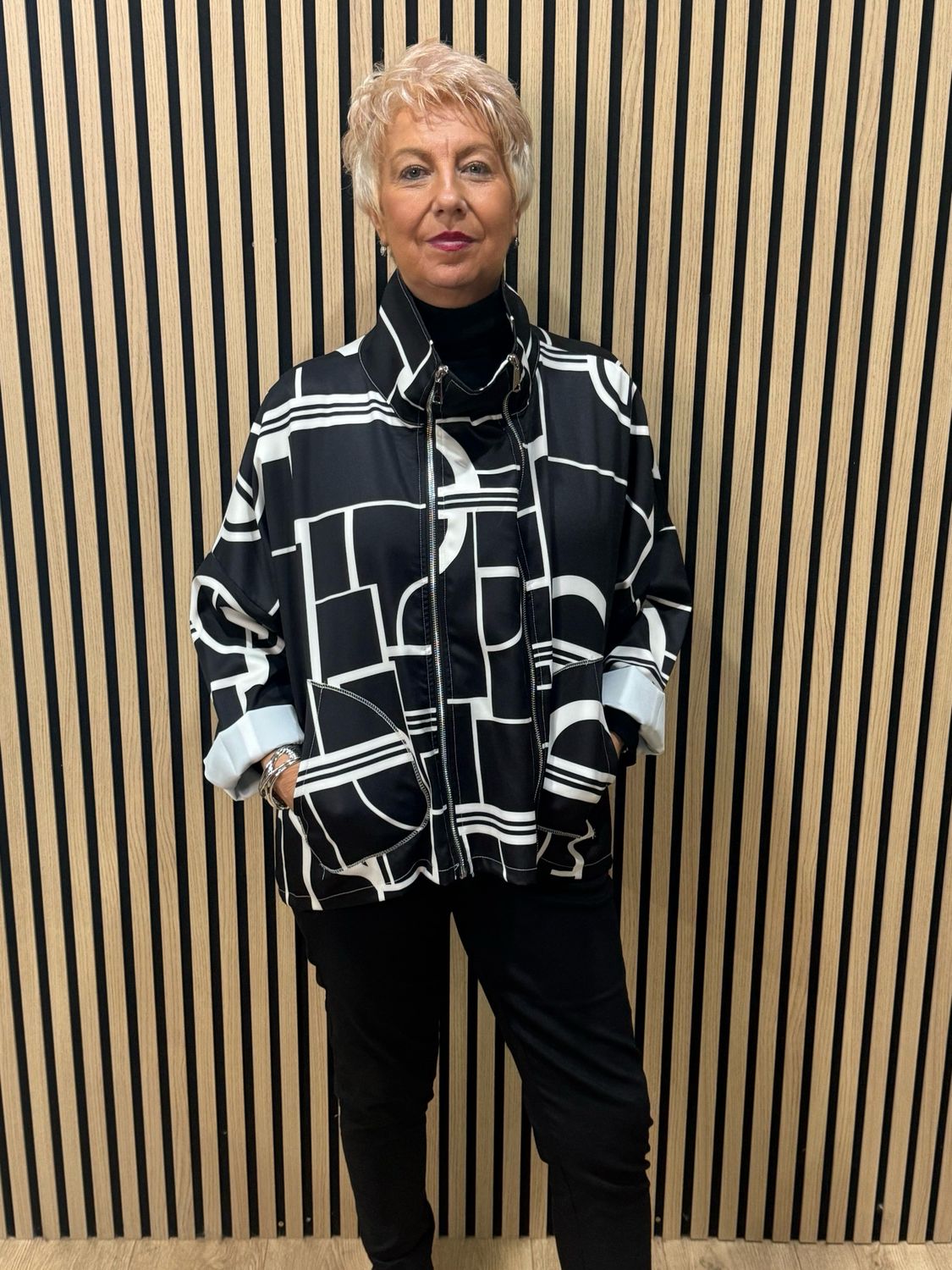 Abstract Print Zip Detail Jacket - Black/White