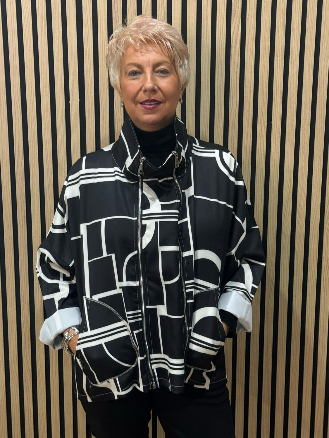 Abstract Print Zip Detail Jacket - Black/White