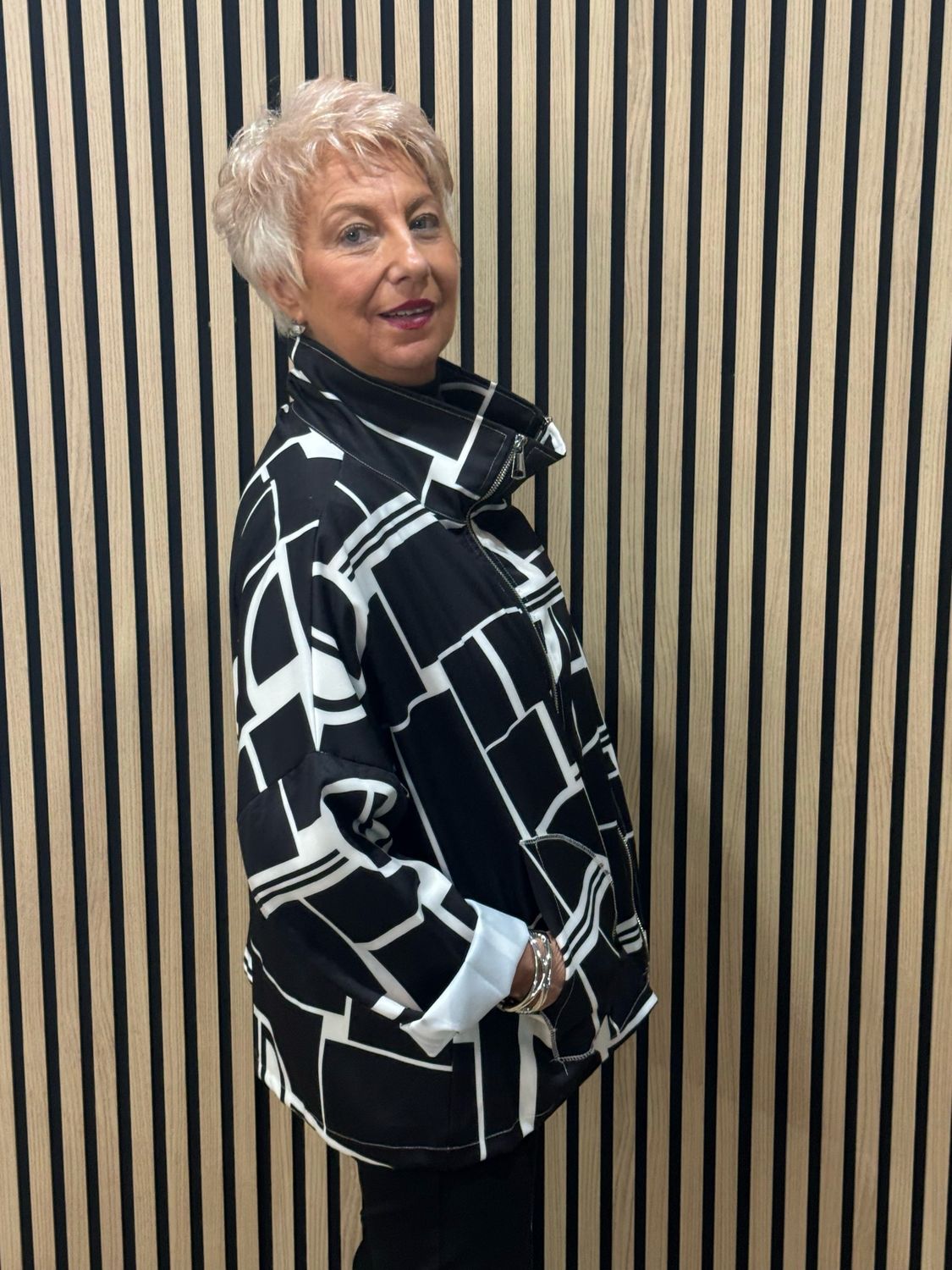 Abstract Print Zip Detail Jacket - Black/White