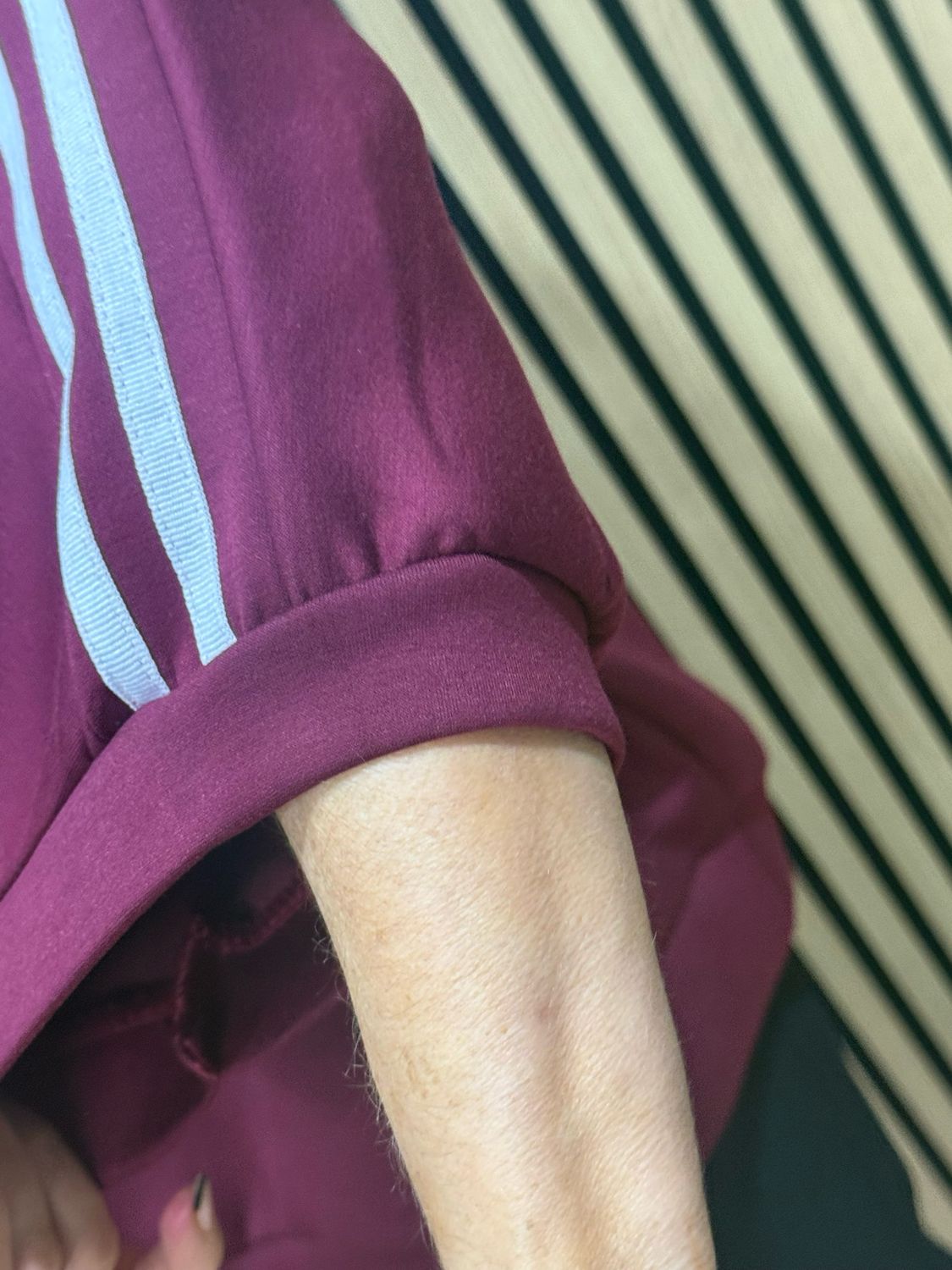 Contrast Stripe Sleeve Jersey Top - Plum