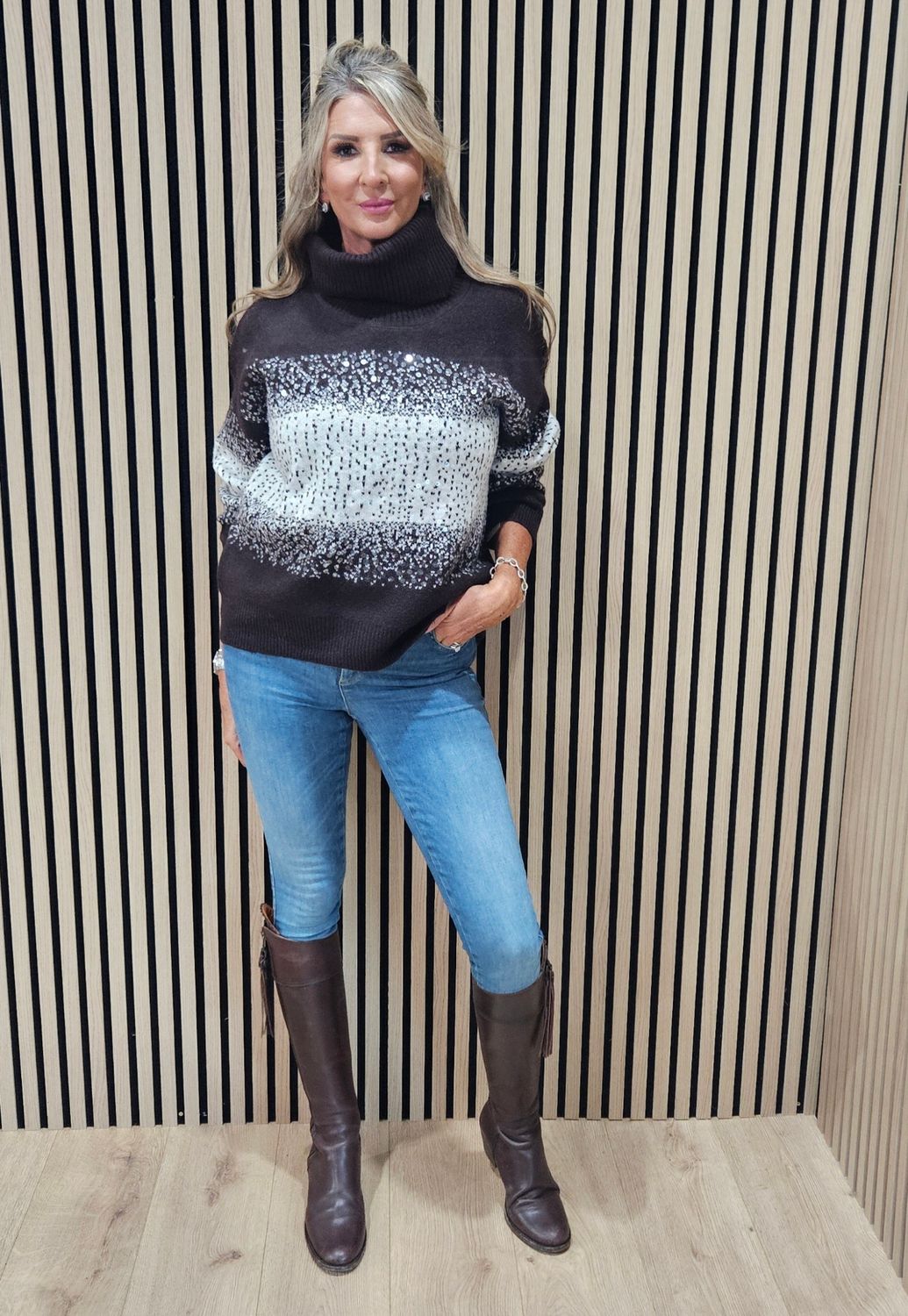 Sequin Detail Roll-Neck Jumper – Chocolate