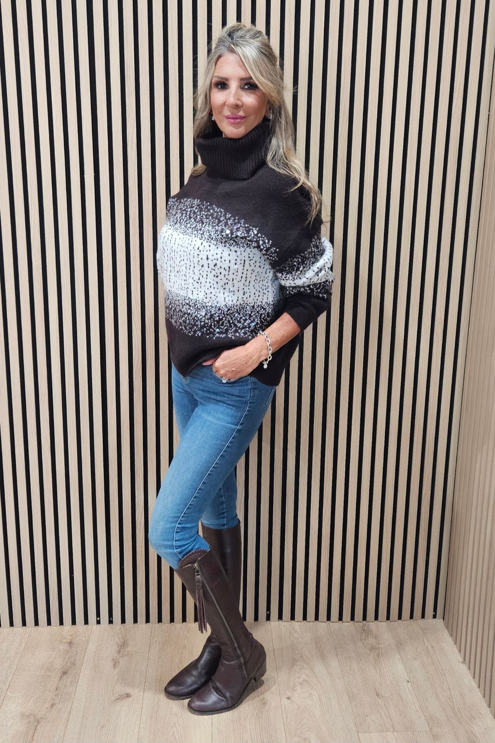 Sequin Detail Roll-Neck Jumper – Chocolate