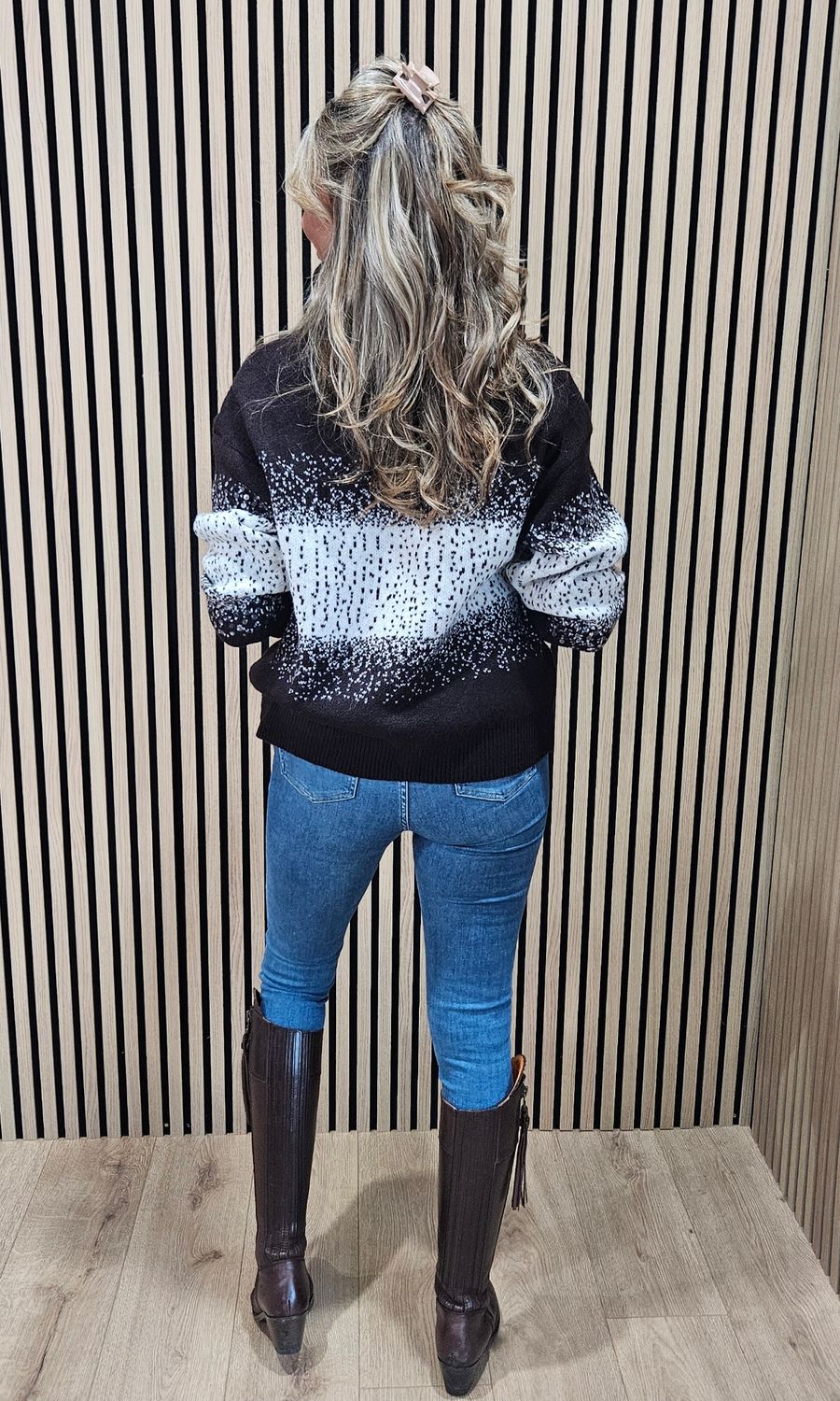 Sequin Detail Roll-Neck Jumper – Chocolate