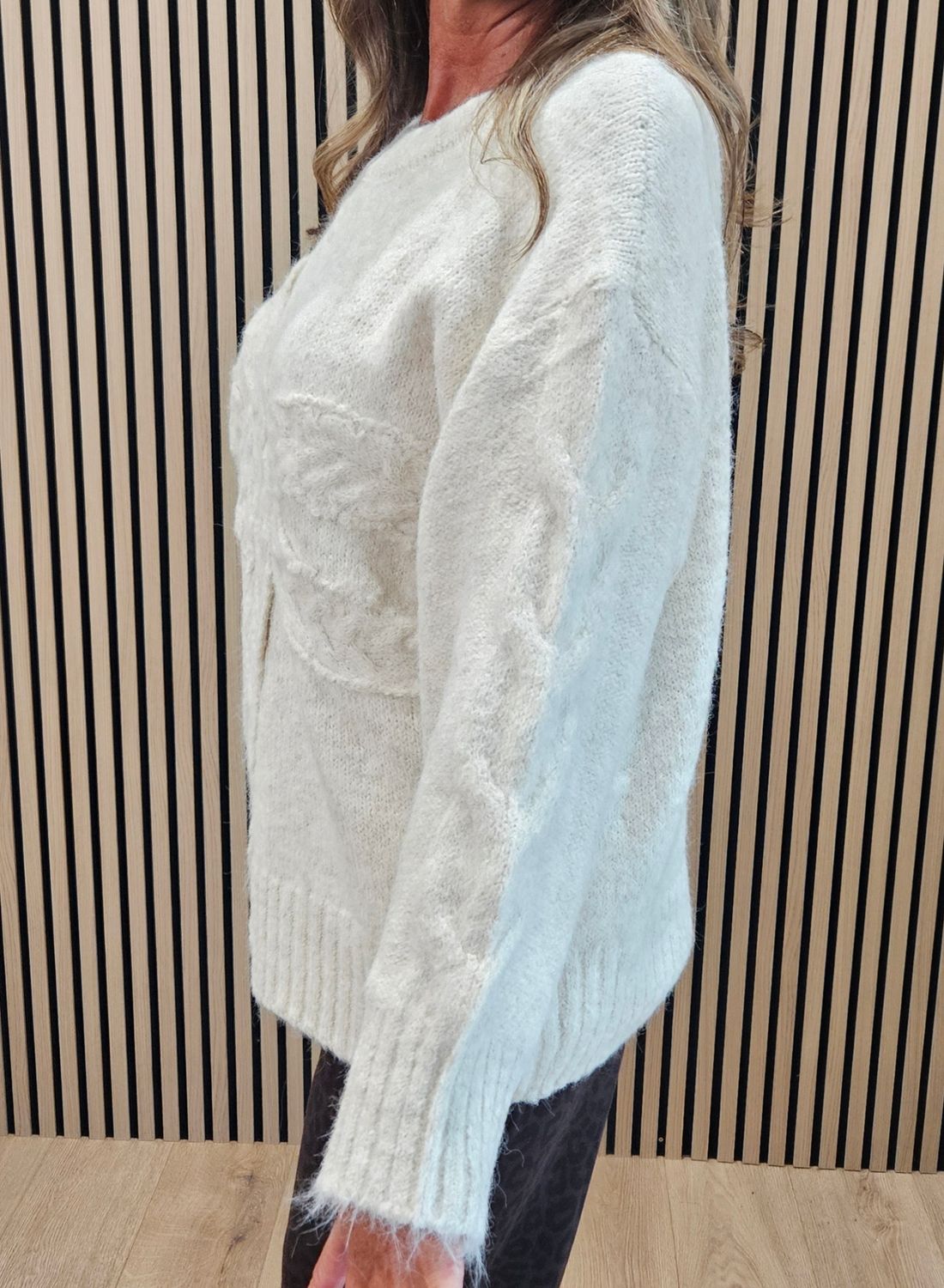 Cable Bow Detail Jumper – Cream