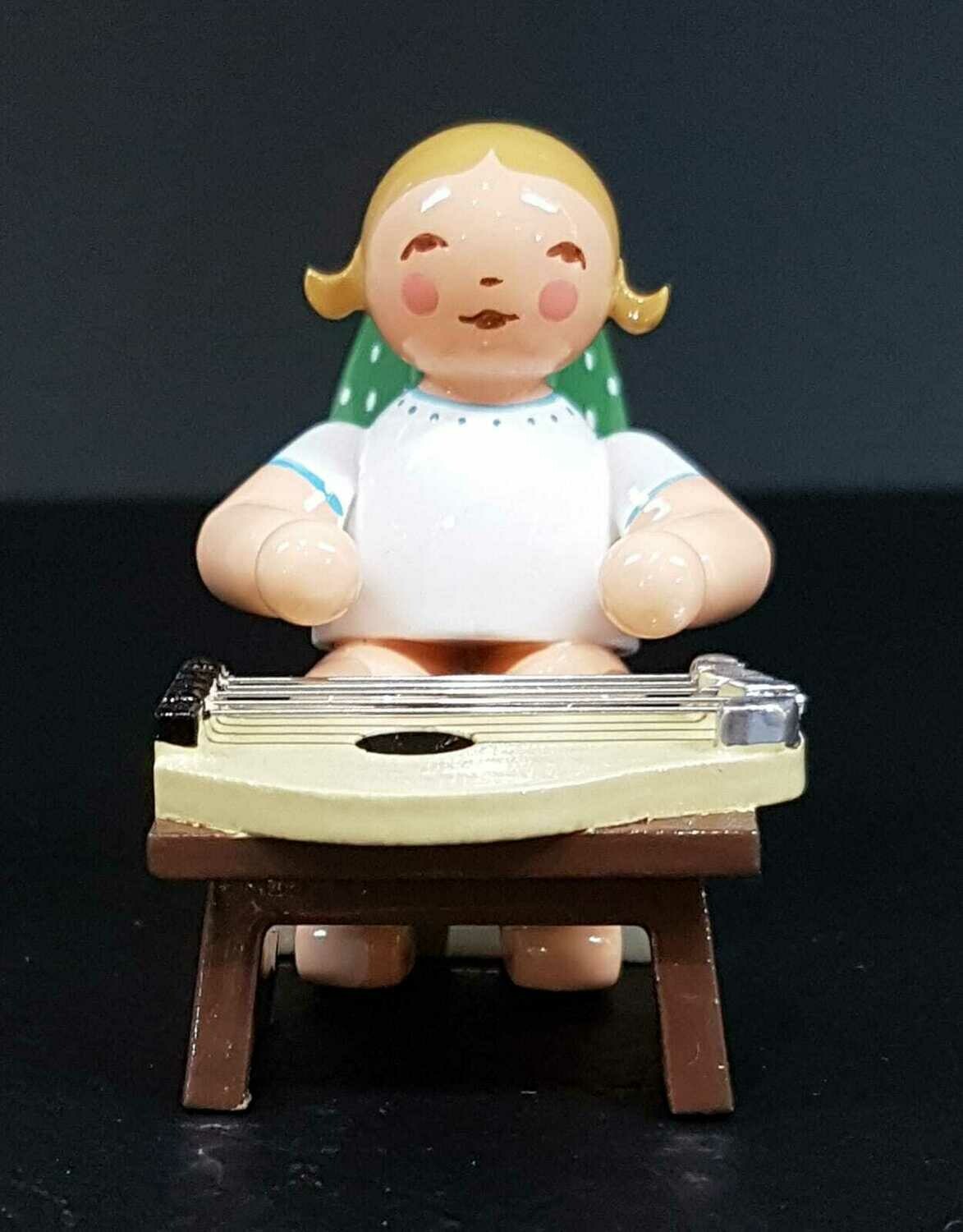 Engel mit Zither, Wendt & Kühn