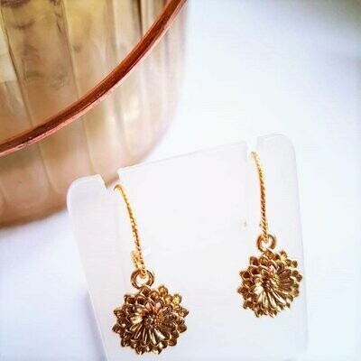 18 k Gold Plated flower earrings