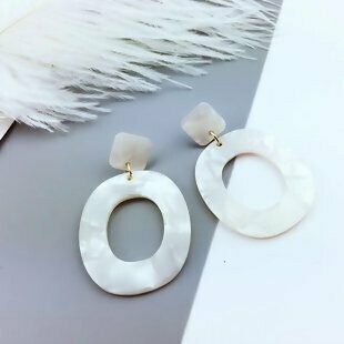 White Oval Marbled Earrings