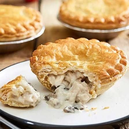 Chicken &amp; Mushroom Pies for 1