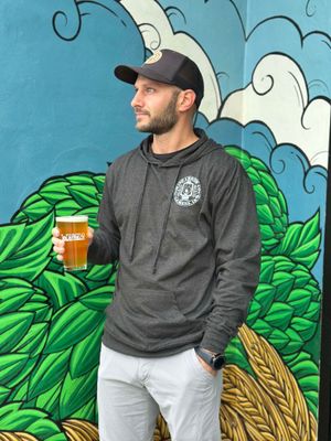 Lightweight Longsleeve Pullover Hoodie