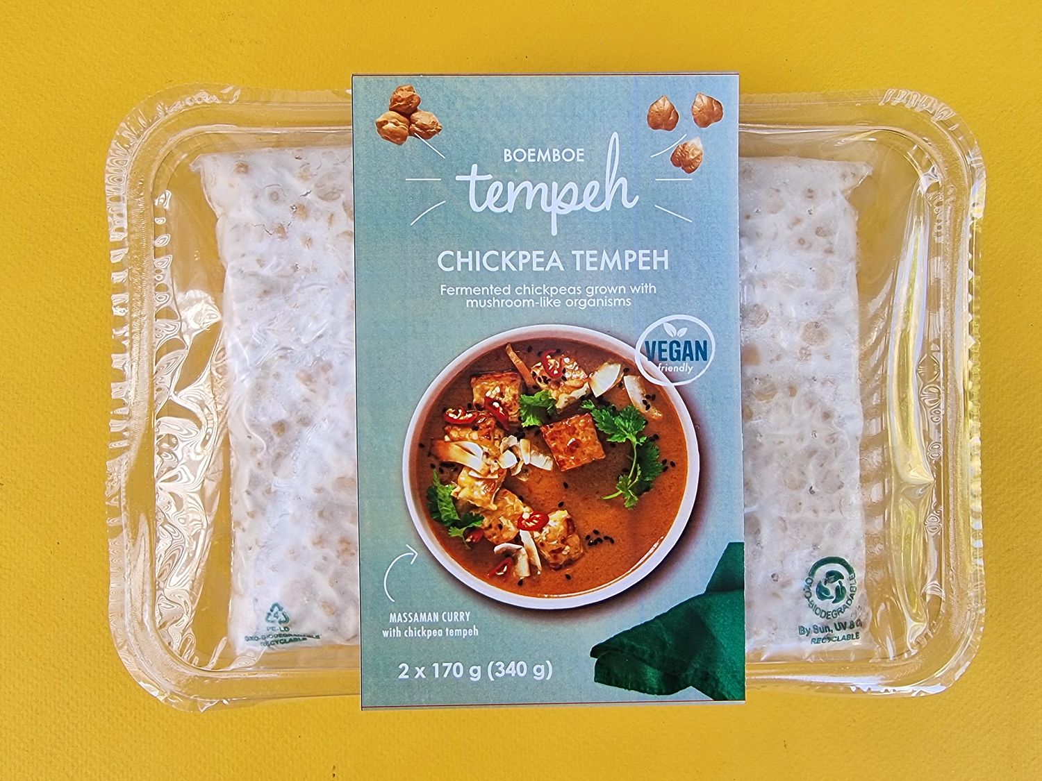 Boemboe chickpea tempeh