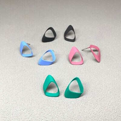 Asymmetrische 3D Dreieck Ohrringe