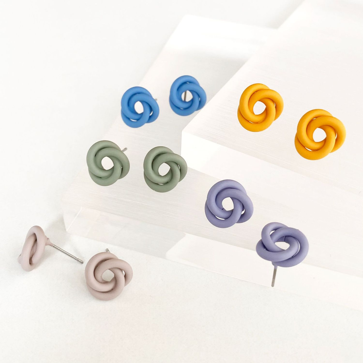 Knoten Ohrringe bunt