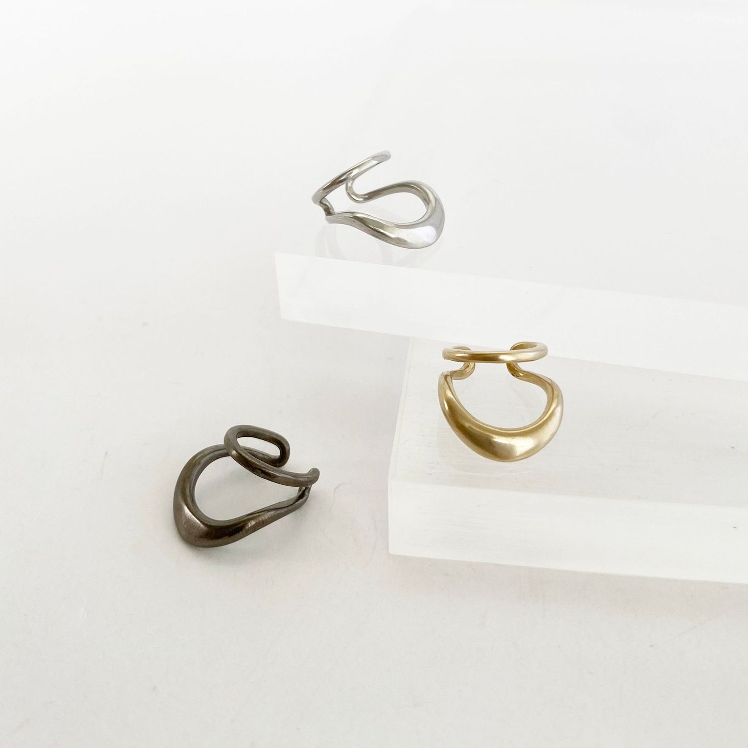 Zweireihiger Earcuff, Ohrklemme gewellt