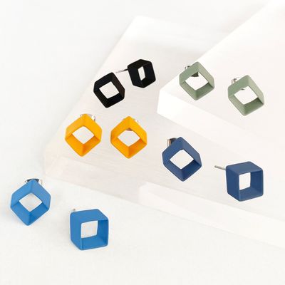 Quadrat Ohrringe Stecker in 3D Optik Quadrat Ohrringe Stecker in 3D Optik