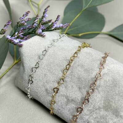 Armbandkette mit Herzchen