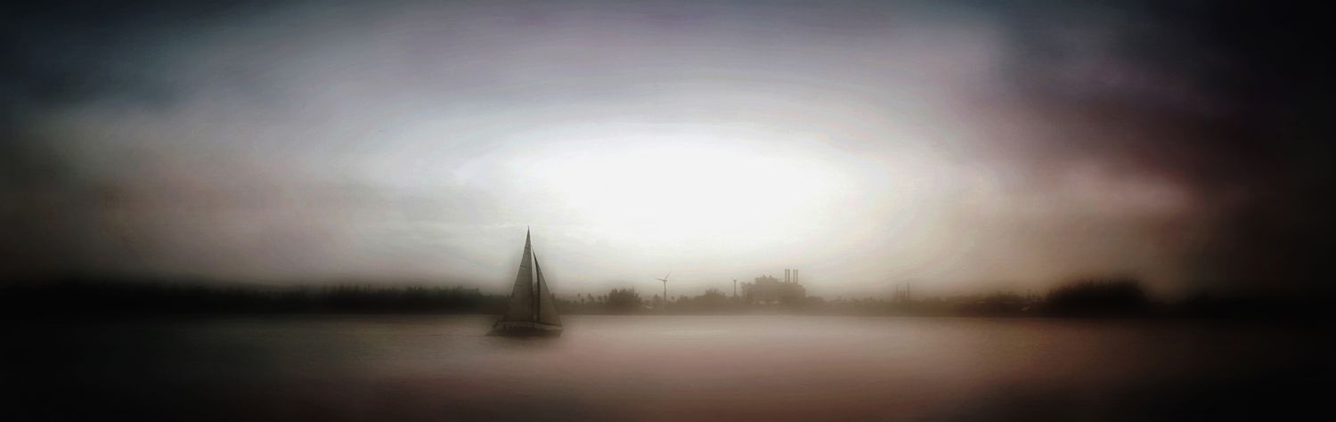 Pinhole Yacht