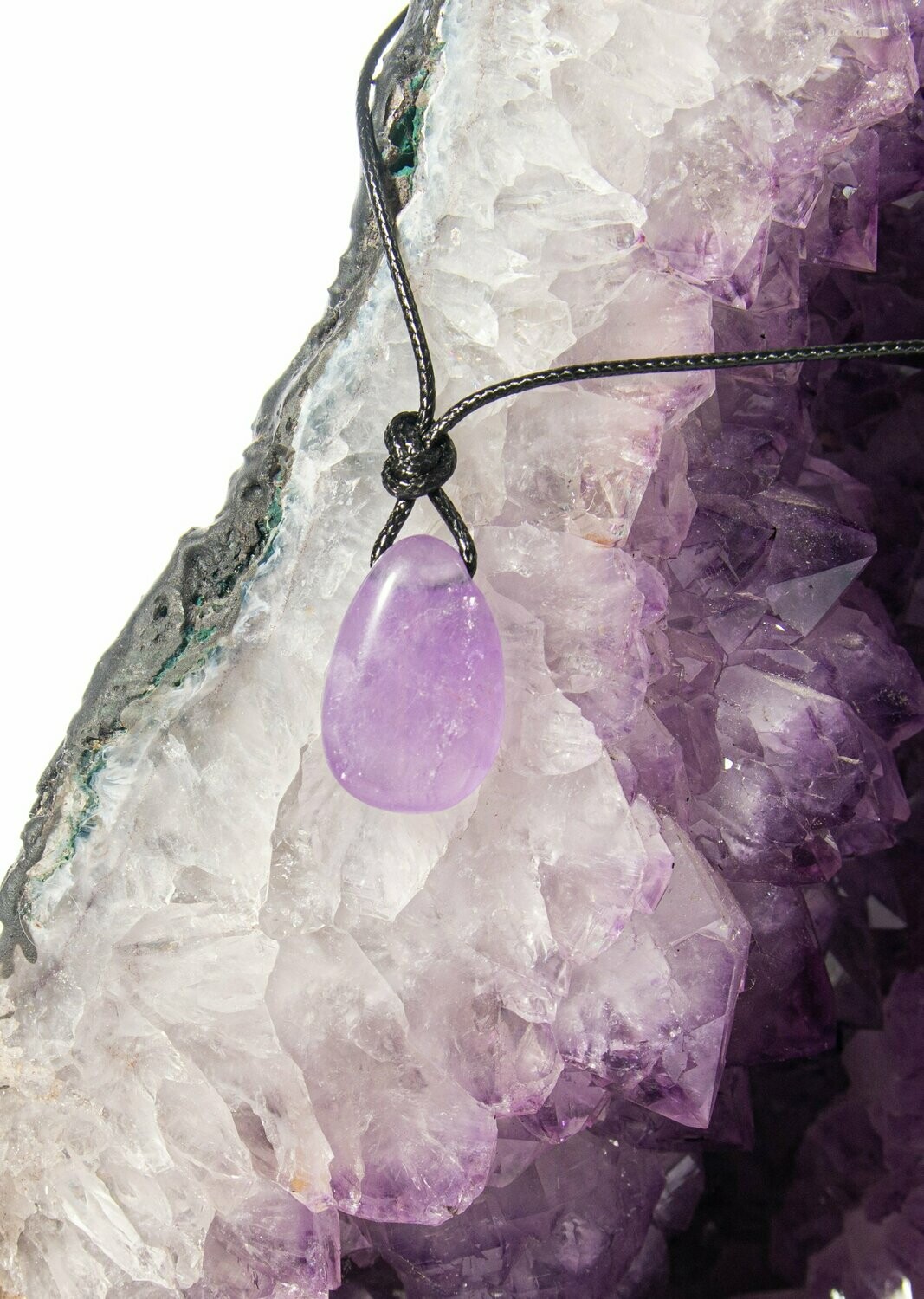 Amethyst Tropfenform als Anhänger