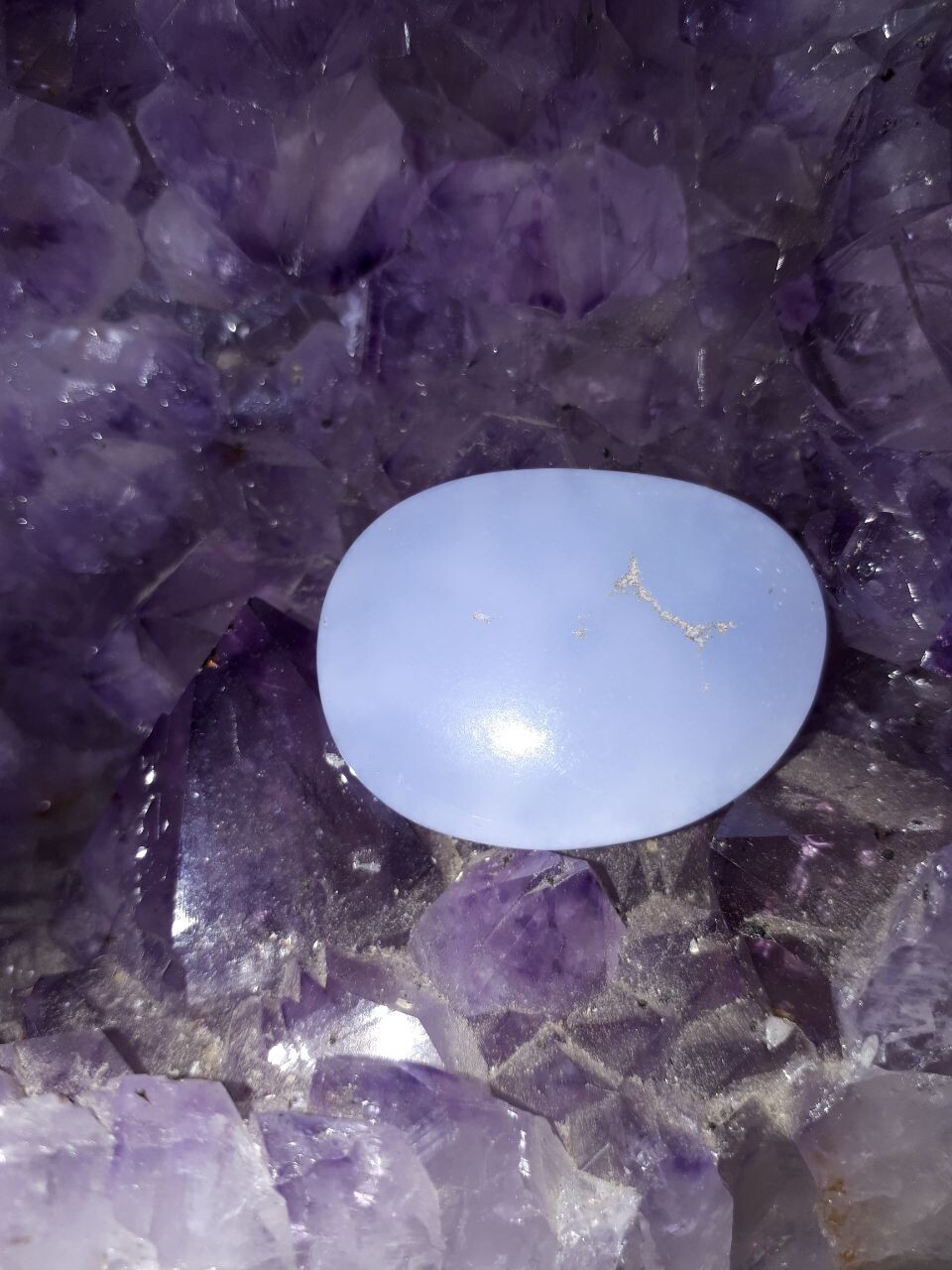 Chalcedon ungelocht