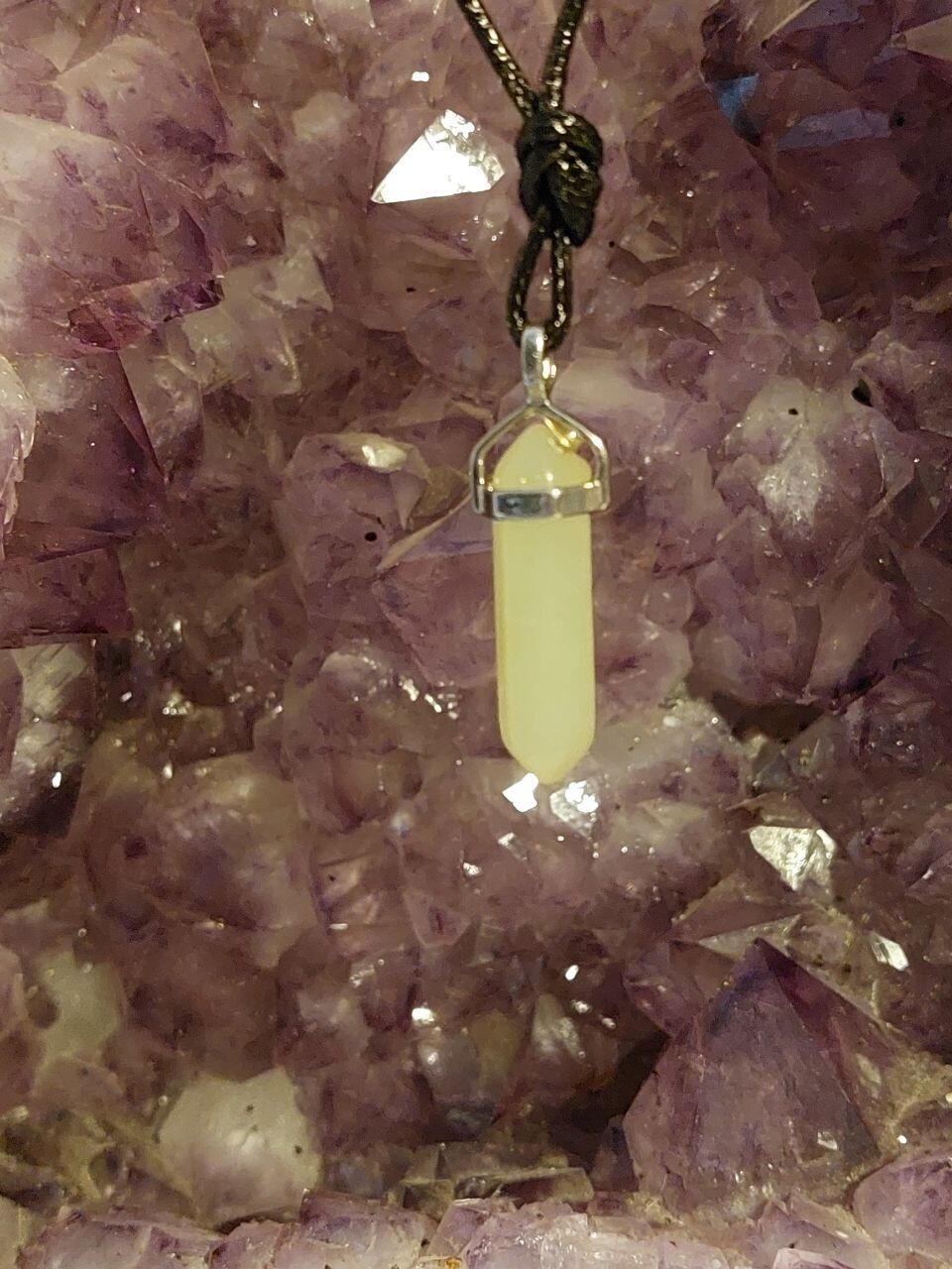 Serpentin Jade Doppelenderspitze mit Sterling Silber als Anhänger