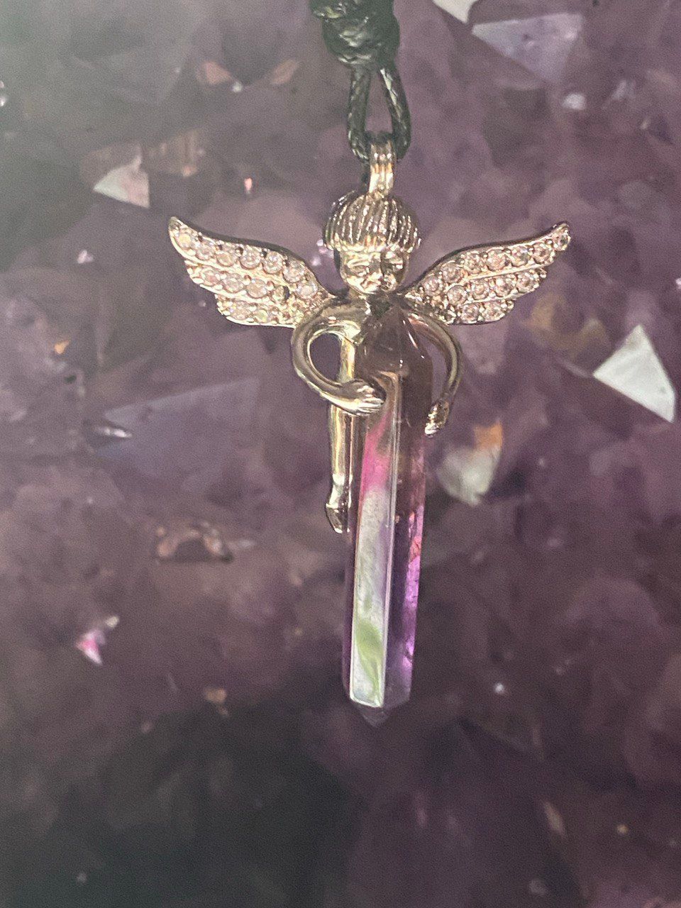 Amethyst Engel mit Doppelenderspitze als Anhänger
