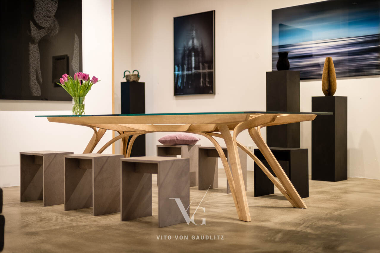 ORCHID TABLE, Designtisch von Jon Lister