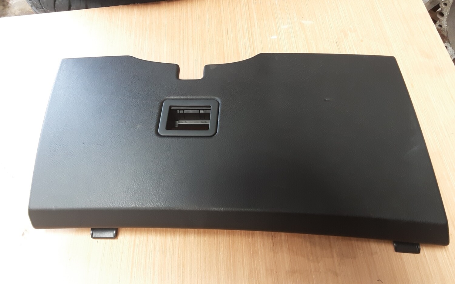 RANGE ROVER SPORT 05-09 UNDER STEERING WHEEL TRIM PANEL FBS500131XXX